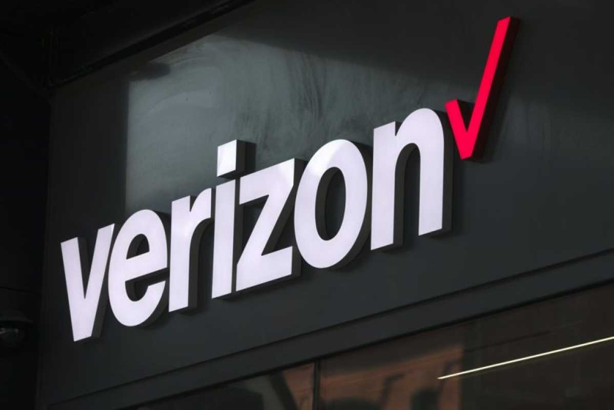 Verizon Wireless Settlement Offers Potential Refunds To Customers For Administration Fee Dispute