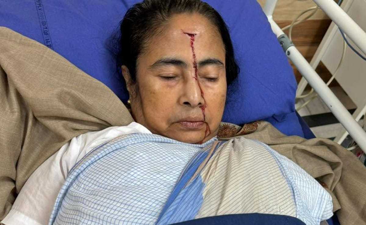 West Bengal Cm Mamata Banerjee Hospitalized Following Severe Injury