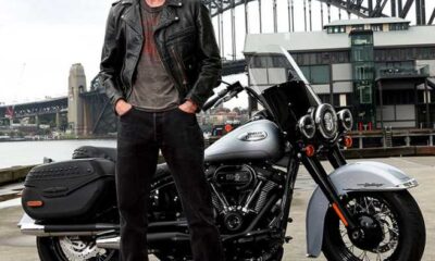 Austin Butler Shows Men Can Method Dress Too At The Bikeriders Press Conference