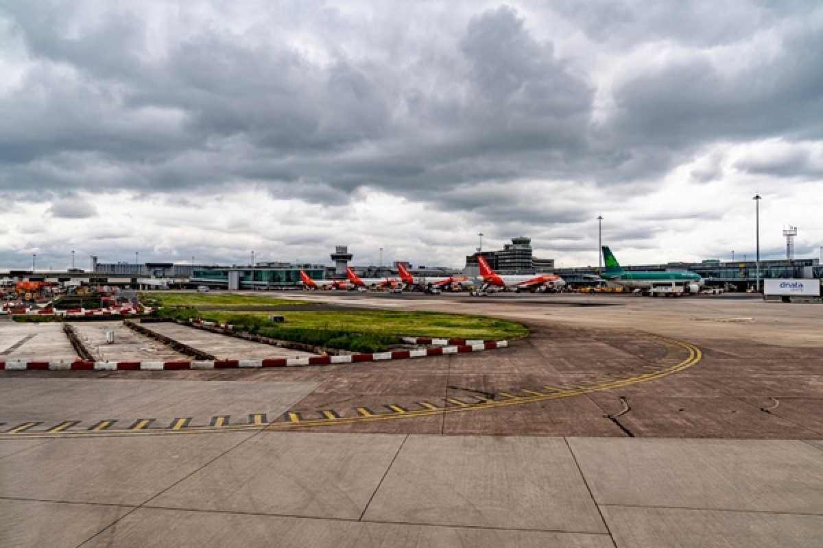 Manchester Airport Chaos Continues As Passengers Face Further Delays And Luggage Issues