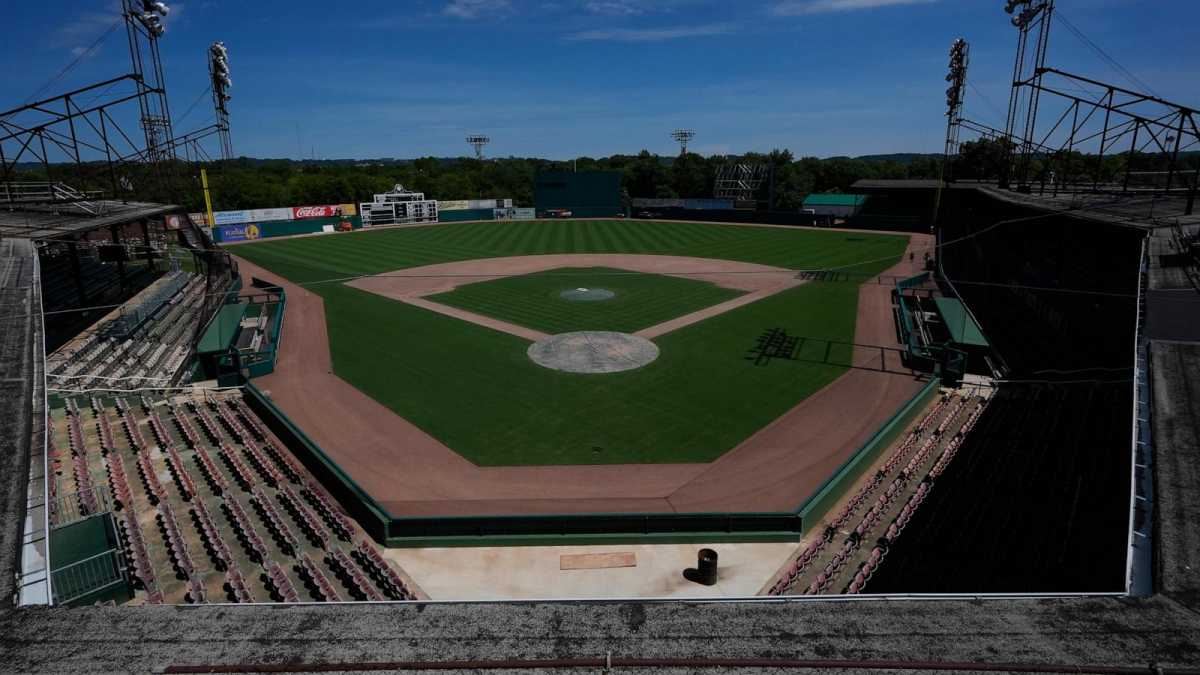 Mlb Game At Rickwood Field Honors Legacy Of Willie Mays And Negro Leagues