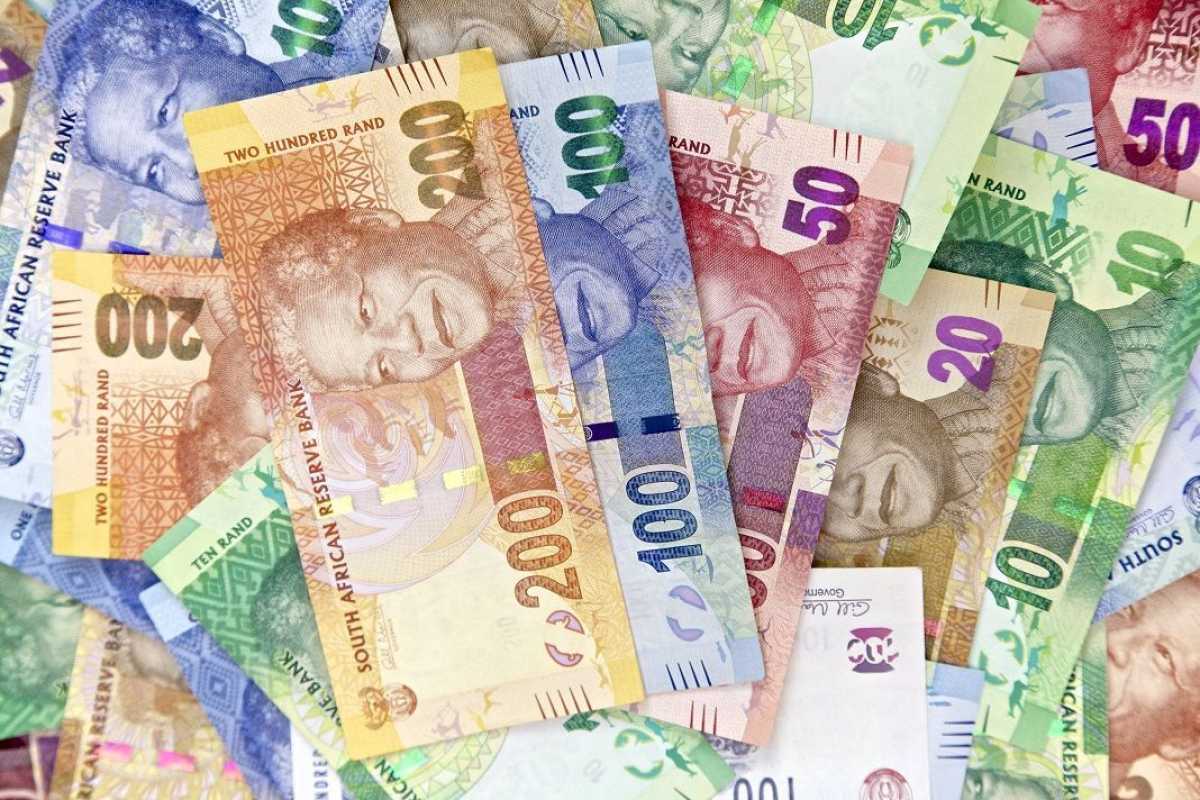 South African Rand Strengthens As New Government Forms Unity