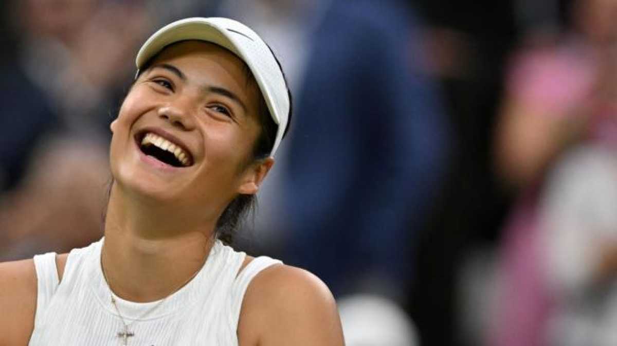 New Zealand's Lulu Sun Stuns Emma Raducanu To Reach Wimbledon Quarter Finals