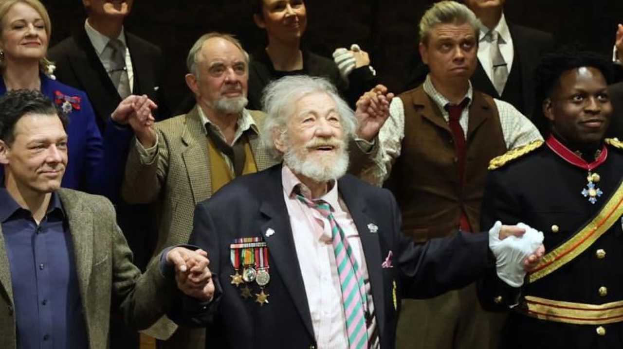 Ian Mckellen Stage Performance