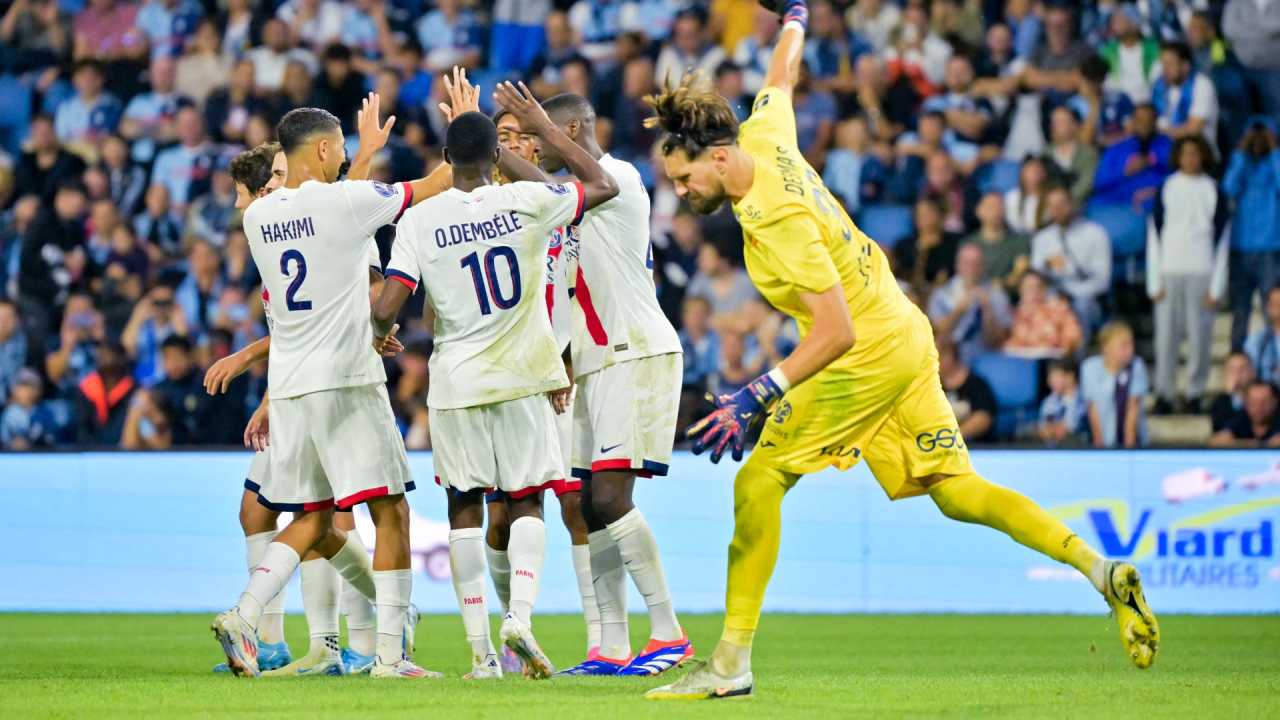 Psg Triumphs Over Le Havre In Season Opener