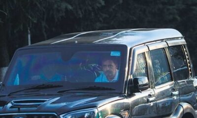 Rahul Gandhi In Srinagar Eating At A Restaurant