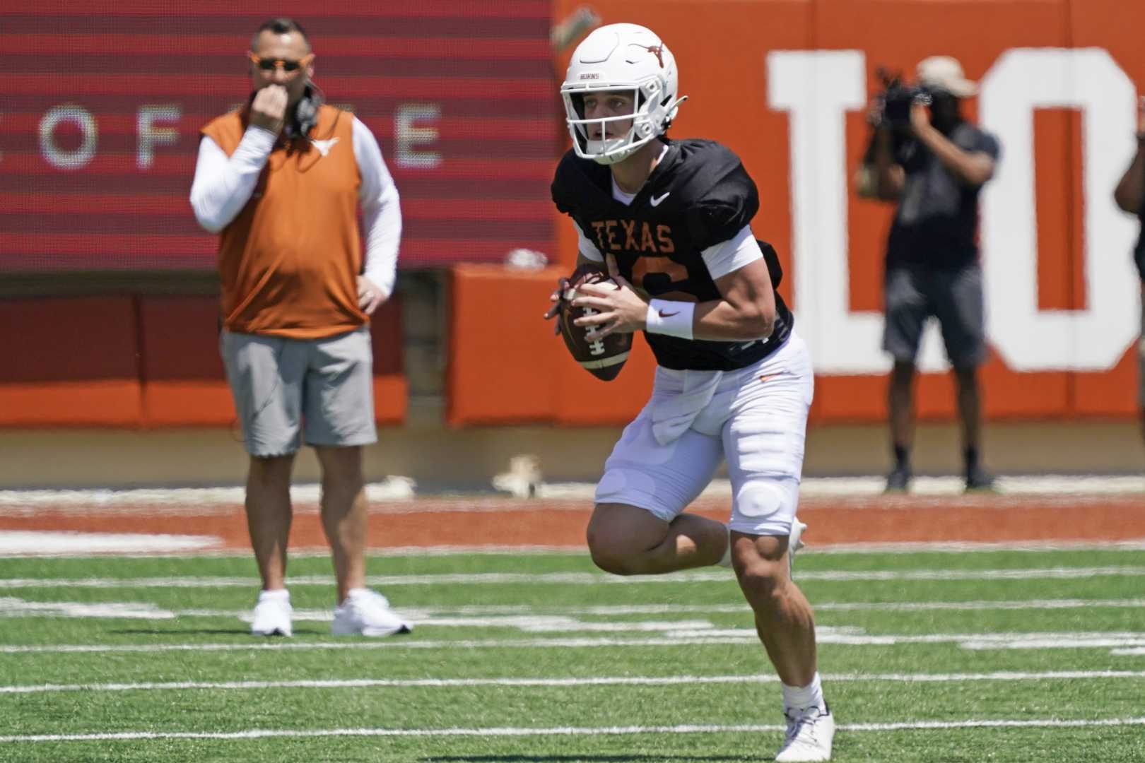 Texas Longhorns Football Arch Manning