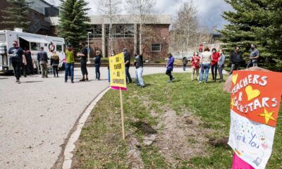 Aspen Community Employees Thanking Workers