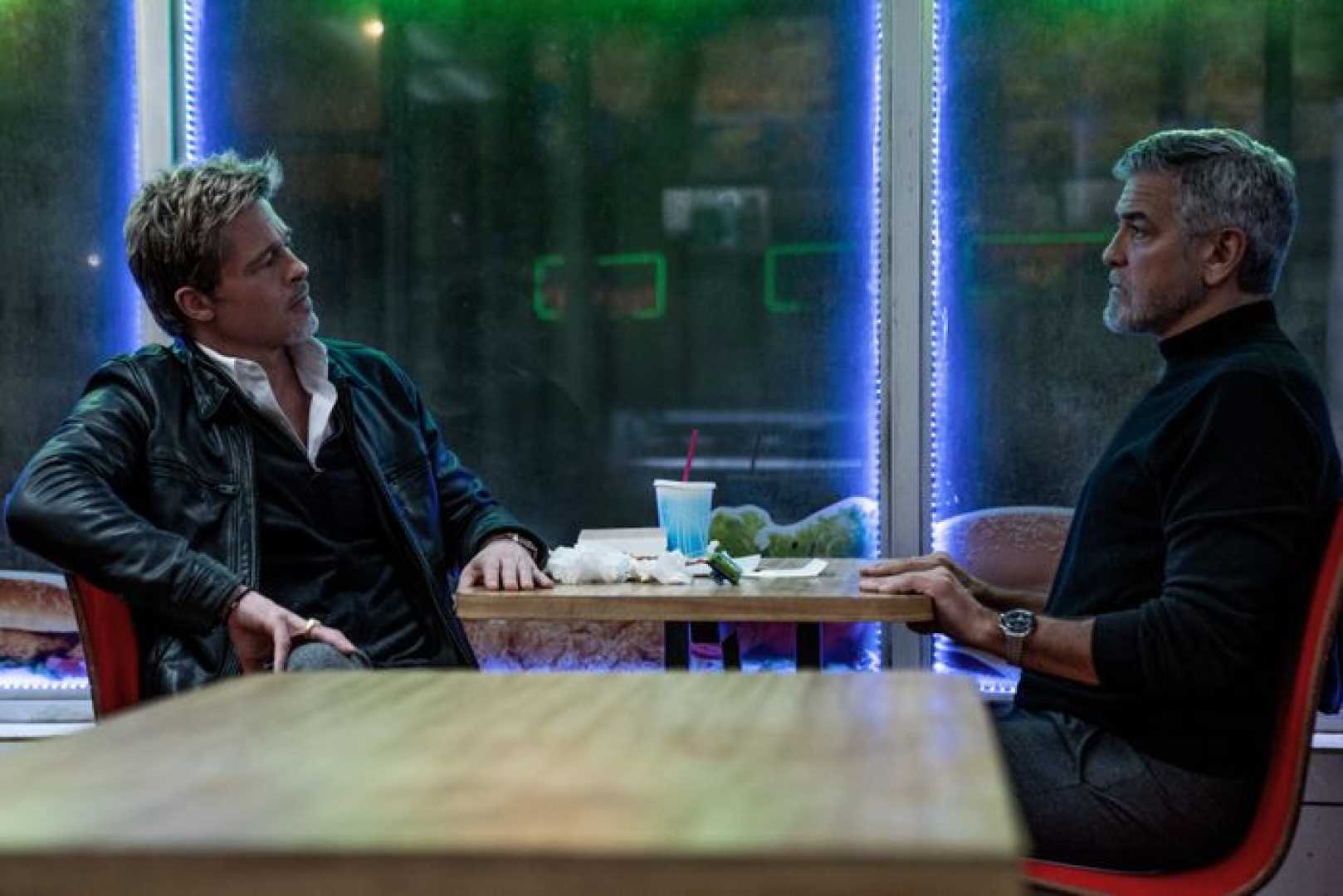 Clooney And Pitt In Wolfs