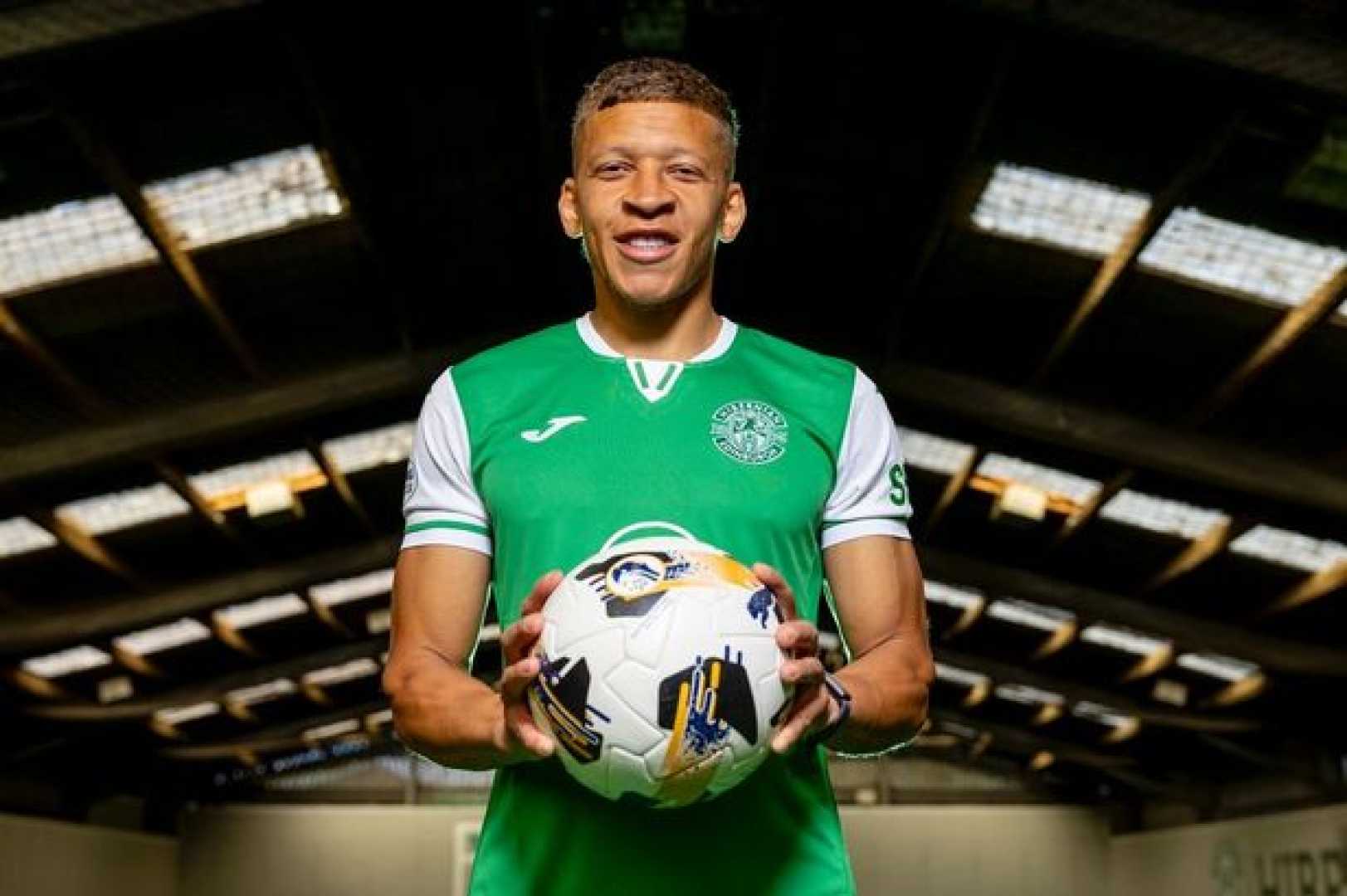 Dwight Gayle Hibernian Fc