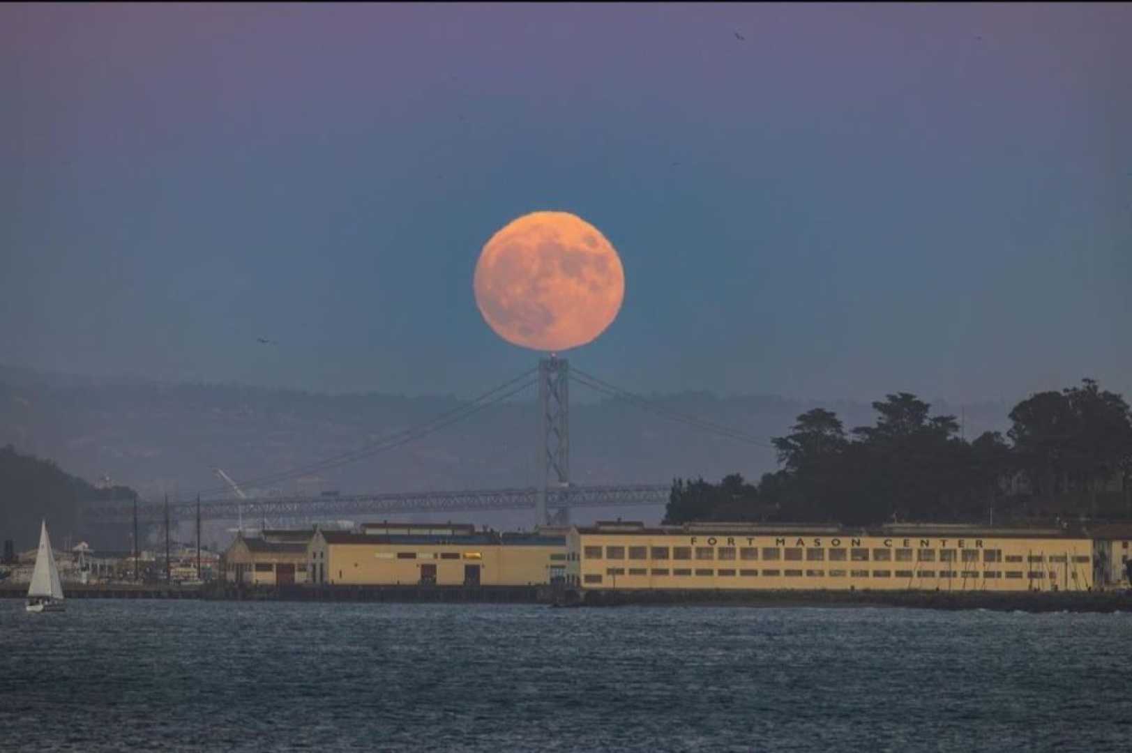 Harvest Supermoon 2024