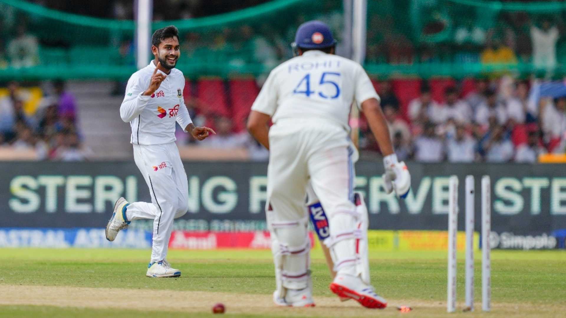 Mehidy Hasan Miraz 300 Wickets Celebration