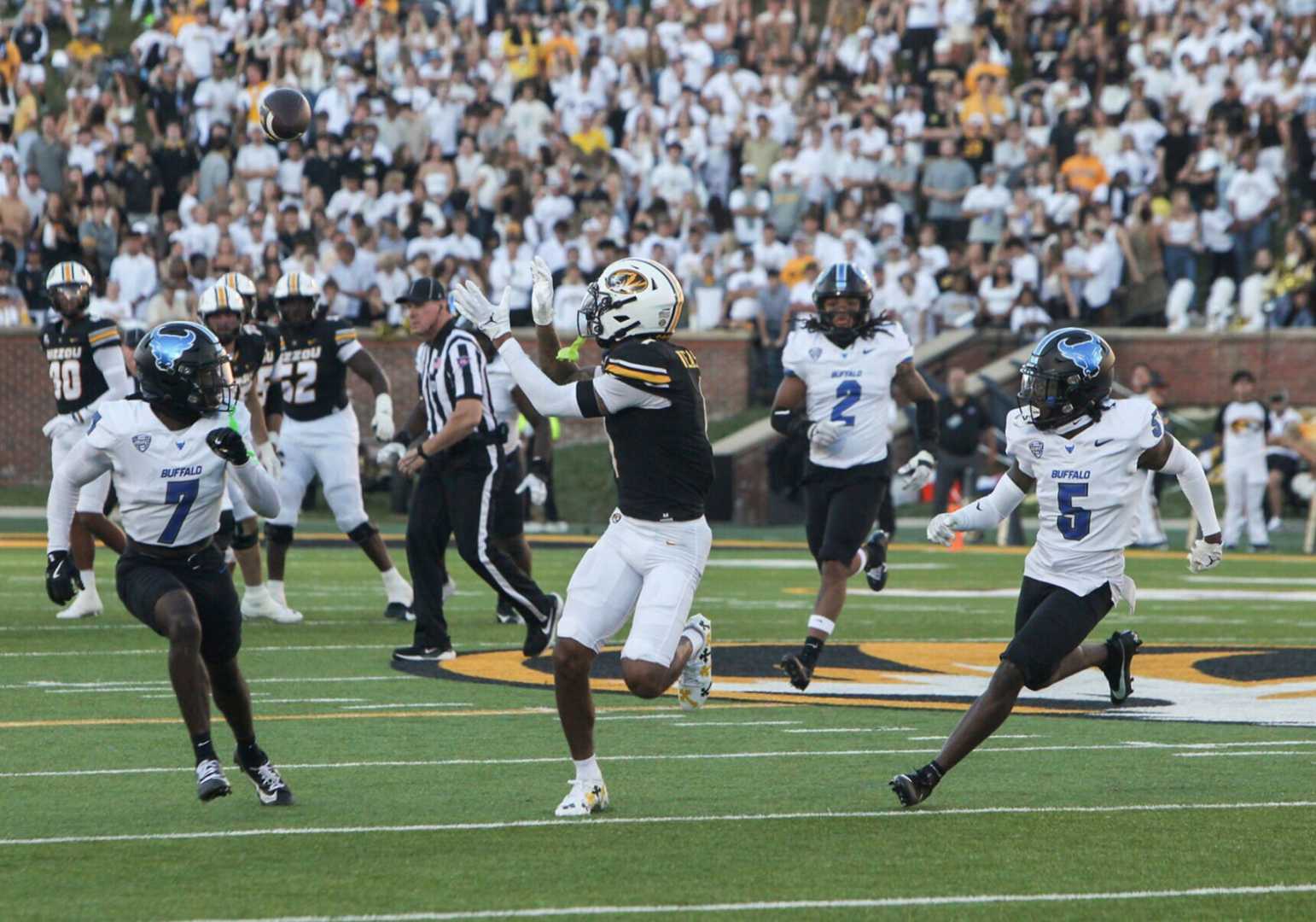 Missouri Tigers Football Team Action