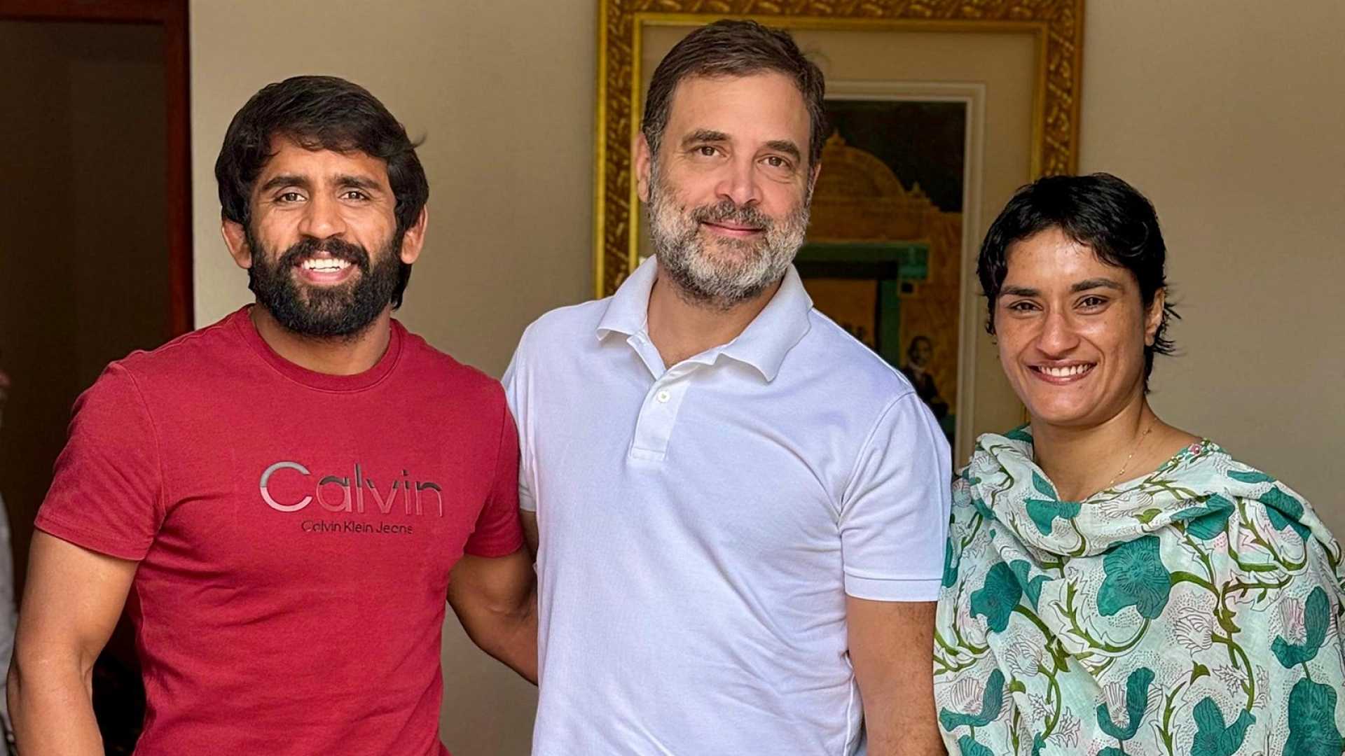 Rahul Gandhi Vinesh Phogat Bajrang Punia Meeting