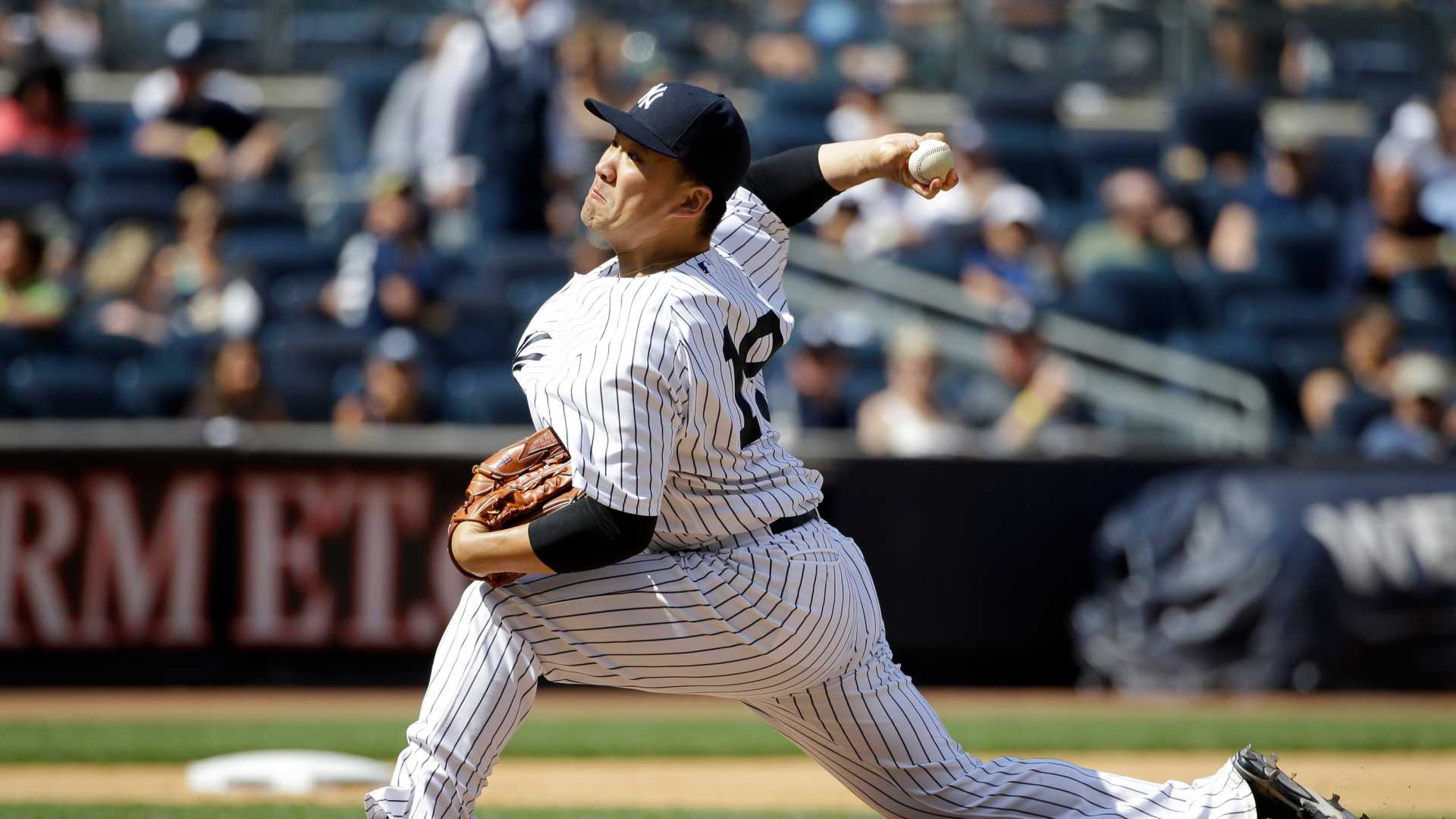 Alex Rodriguez Throwing Baseball