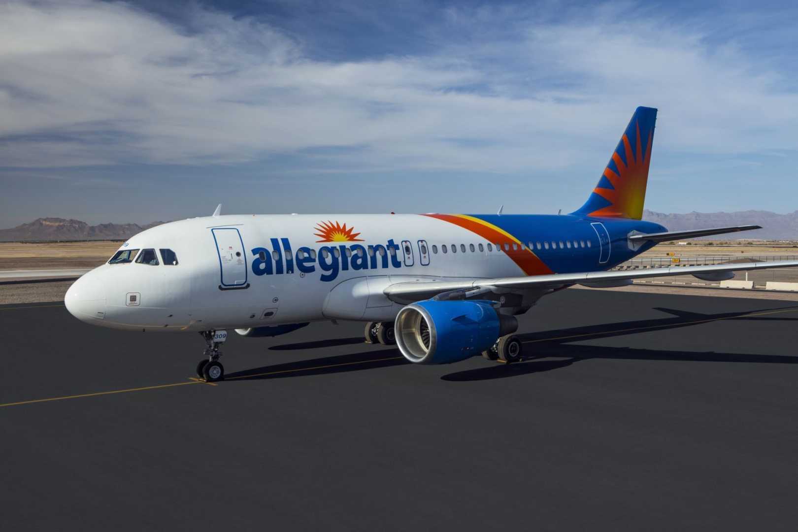 Allegiant Air Plane And Sunseeker Resort Charlotte Harbor