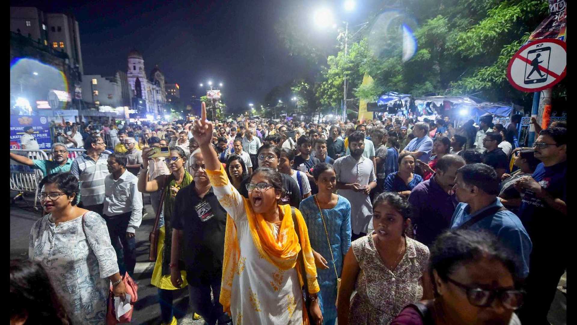 Aniket Mahato Kolkata Hospital