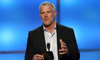 Brett Favre At Donald Trump Rally Resch Center