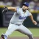 Clayton Kershaw Pitching With Toe Injury