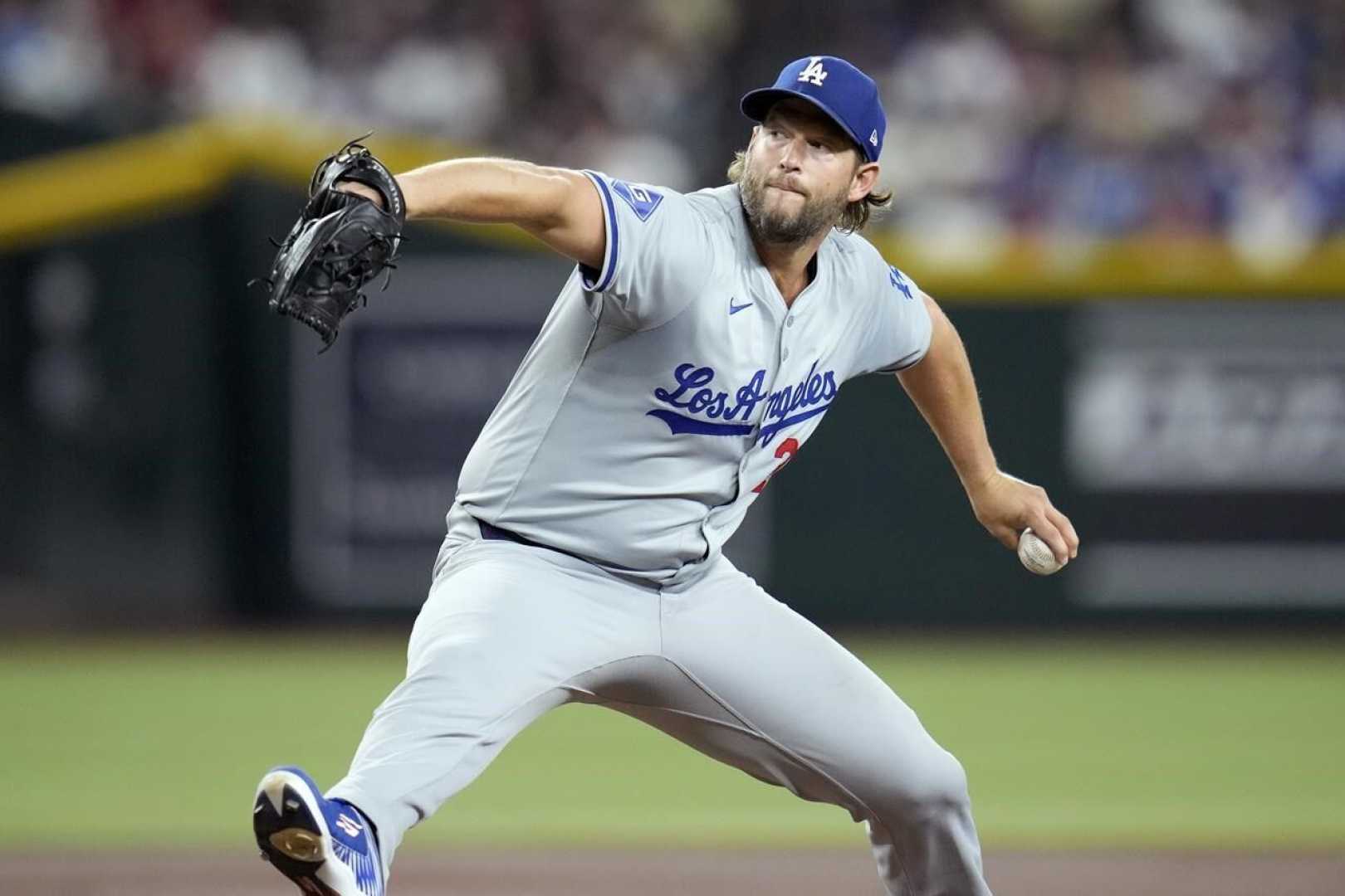 Clayton Kershaw Pitching With Toe Injury