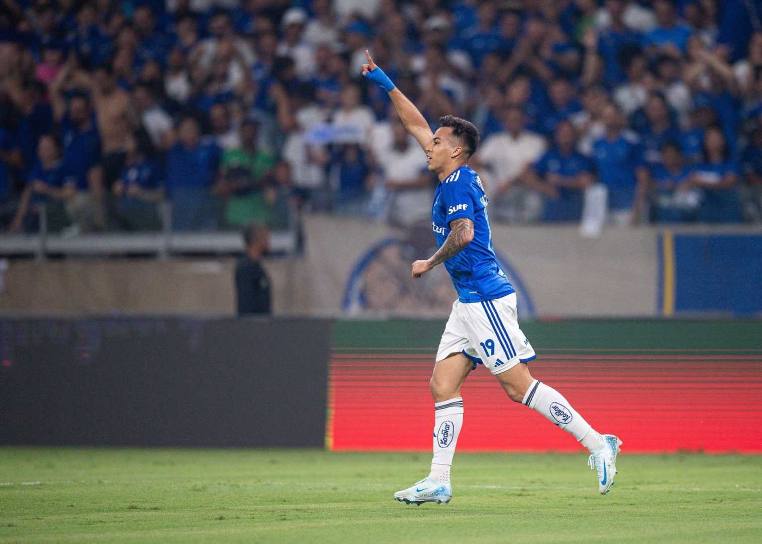 Cruzeiro Vs Lanús Soccer Match