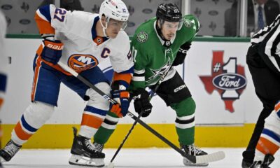 Dallas Stars Vs New York Islanders Hockey Game