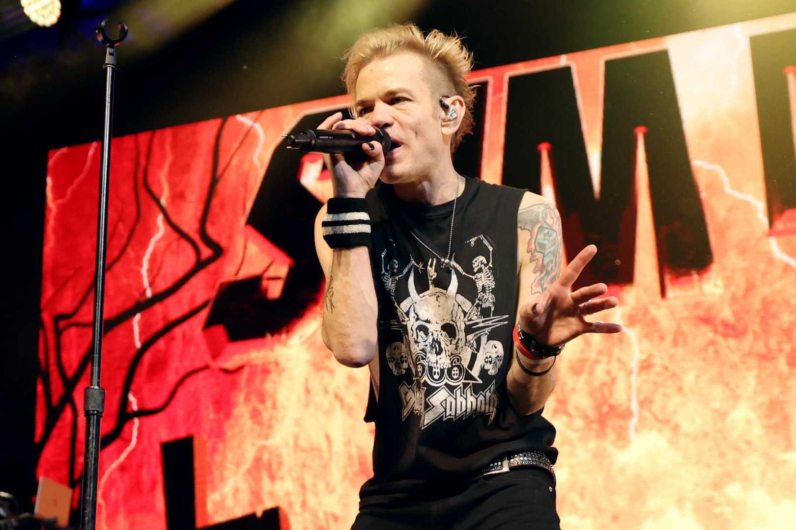 Deryck Whibley Memoir