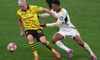 Donyell Malen Scoring Goal Against Real Madrid Uefa Champions League