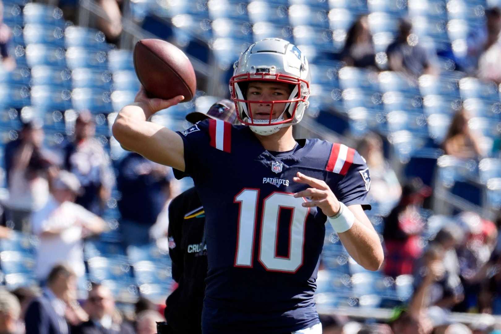 Drake Maye New England Patriots Texans Game