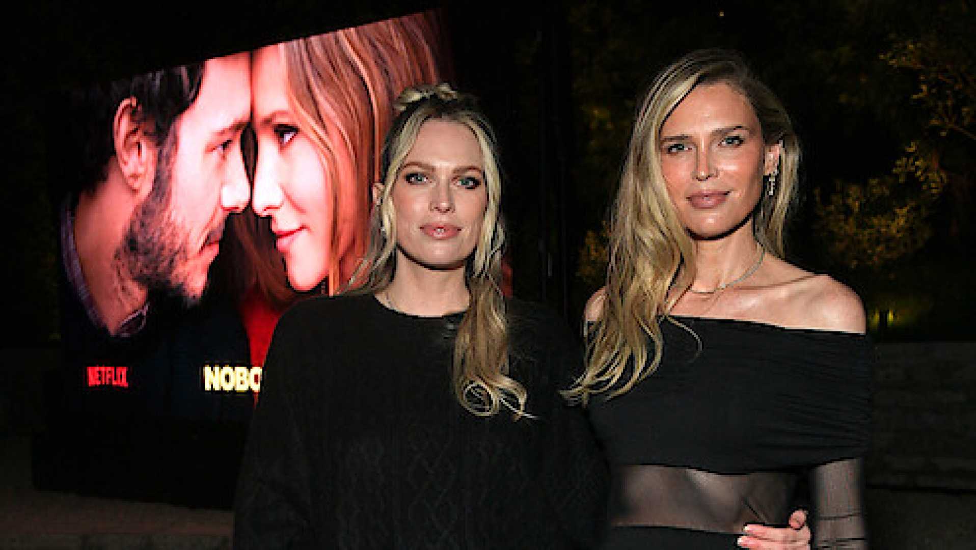 Erin And Sara Foster Netflix Nobody Wants This