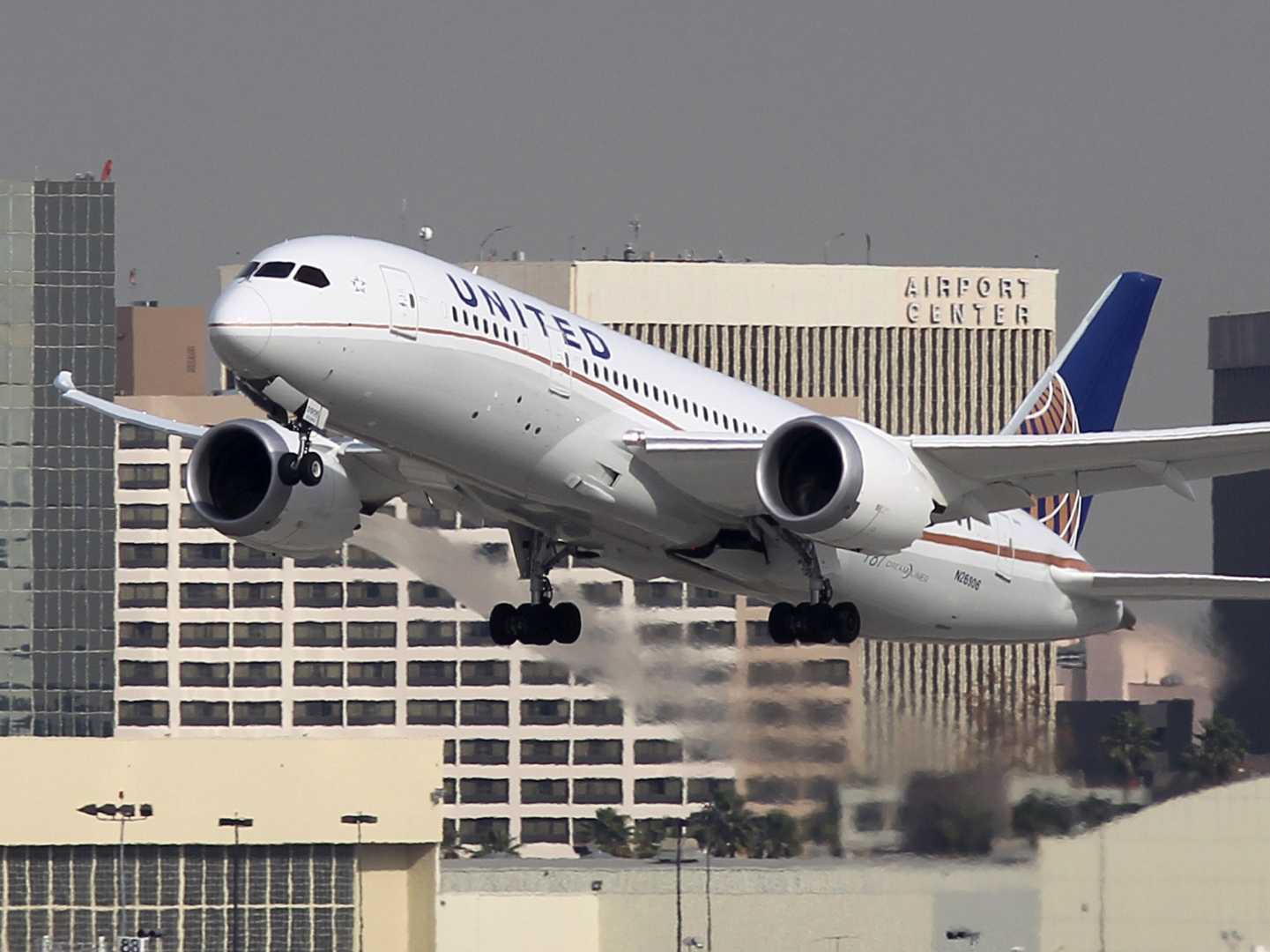 Everett Chad Nelson United Airlines Flight Attack