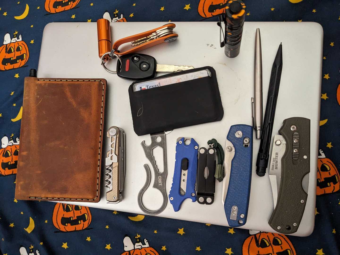 Everyday Carry Gear Knives Flashlights Wallets