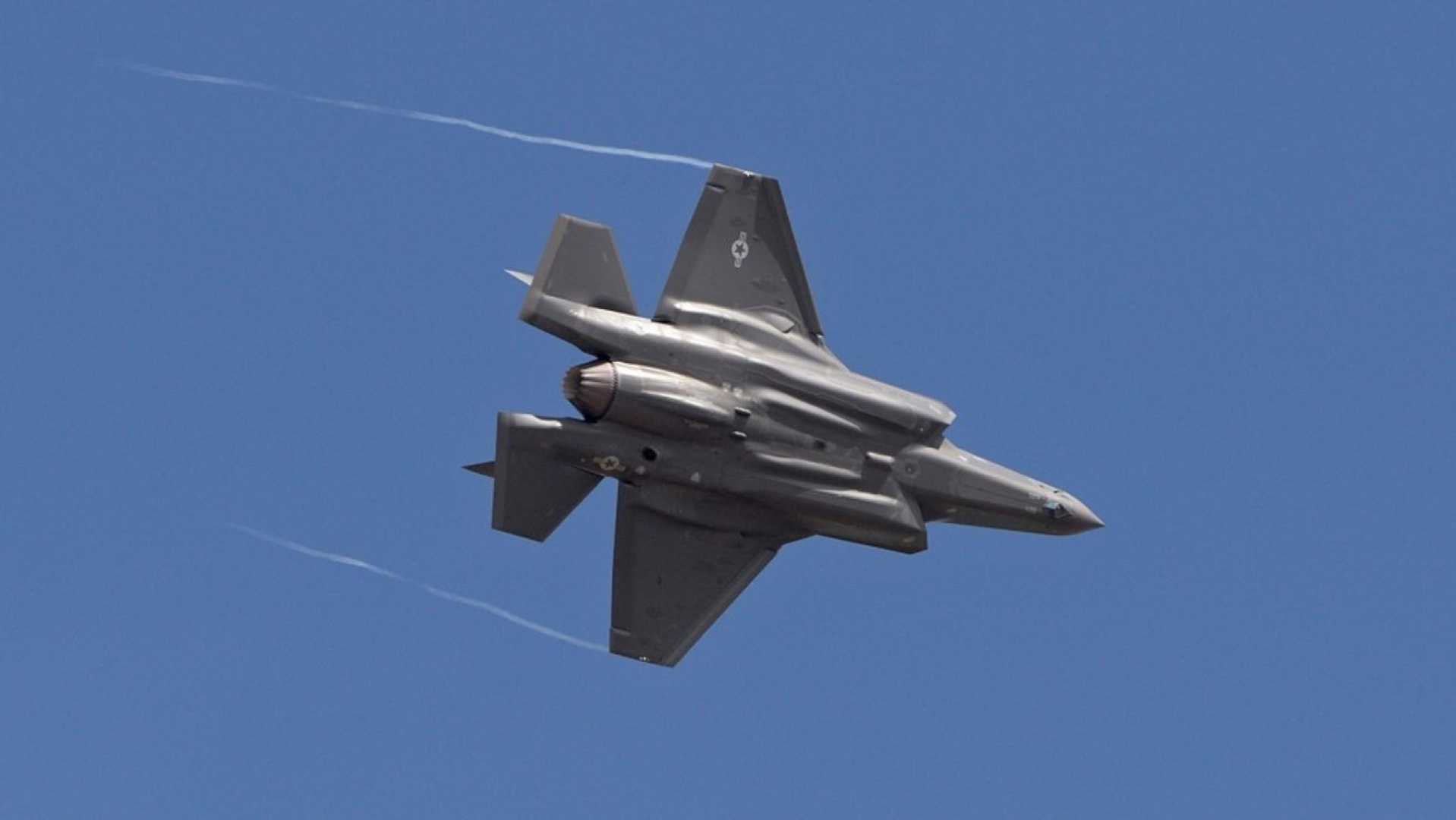 F 35a Lightning Ii Flyover