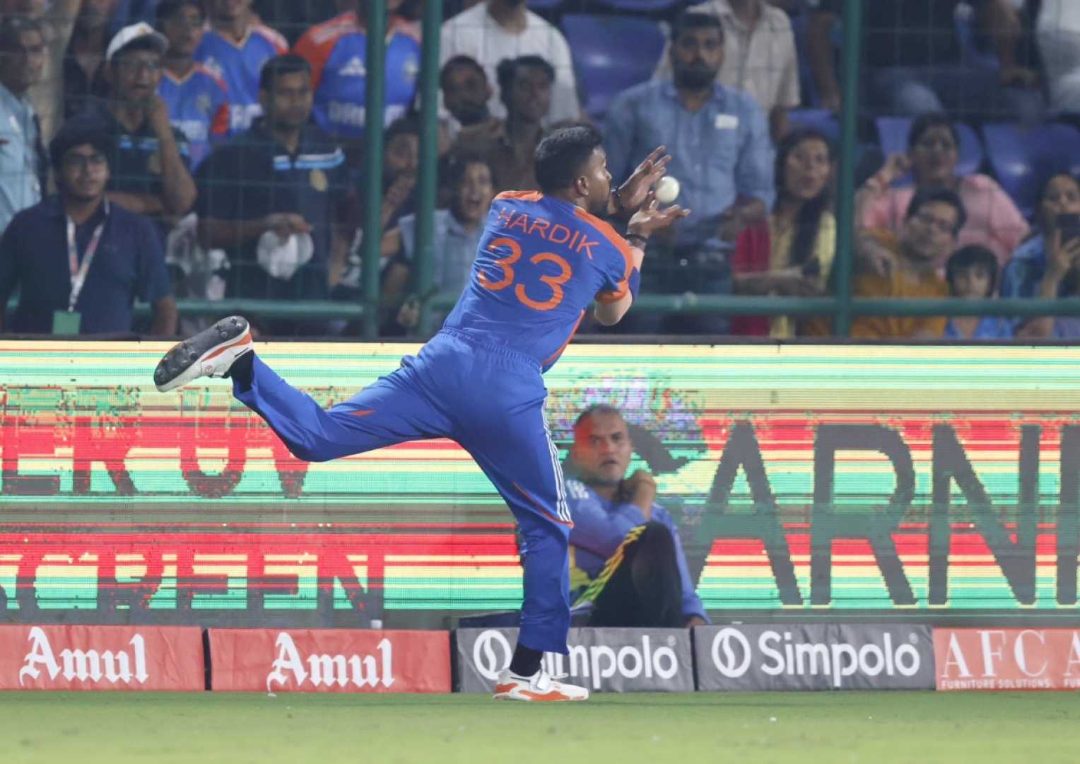 Hardik Pandya Catch India Bangladesh T20i