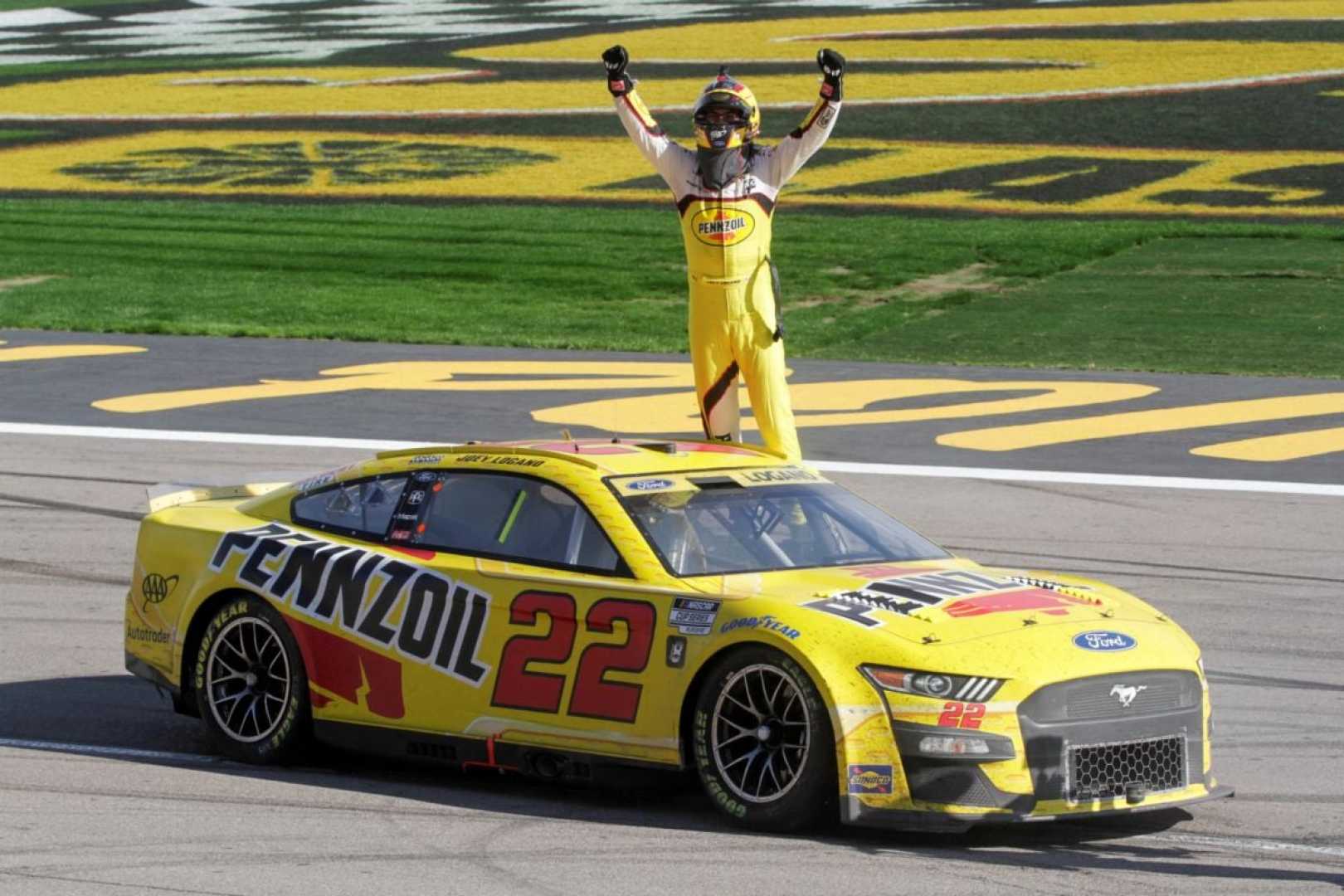 Joey Logano Winning At Las Vegas Motor Speedway