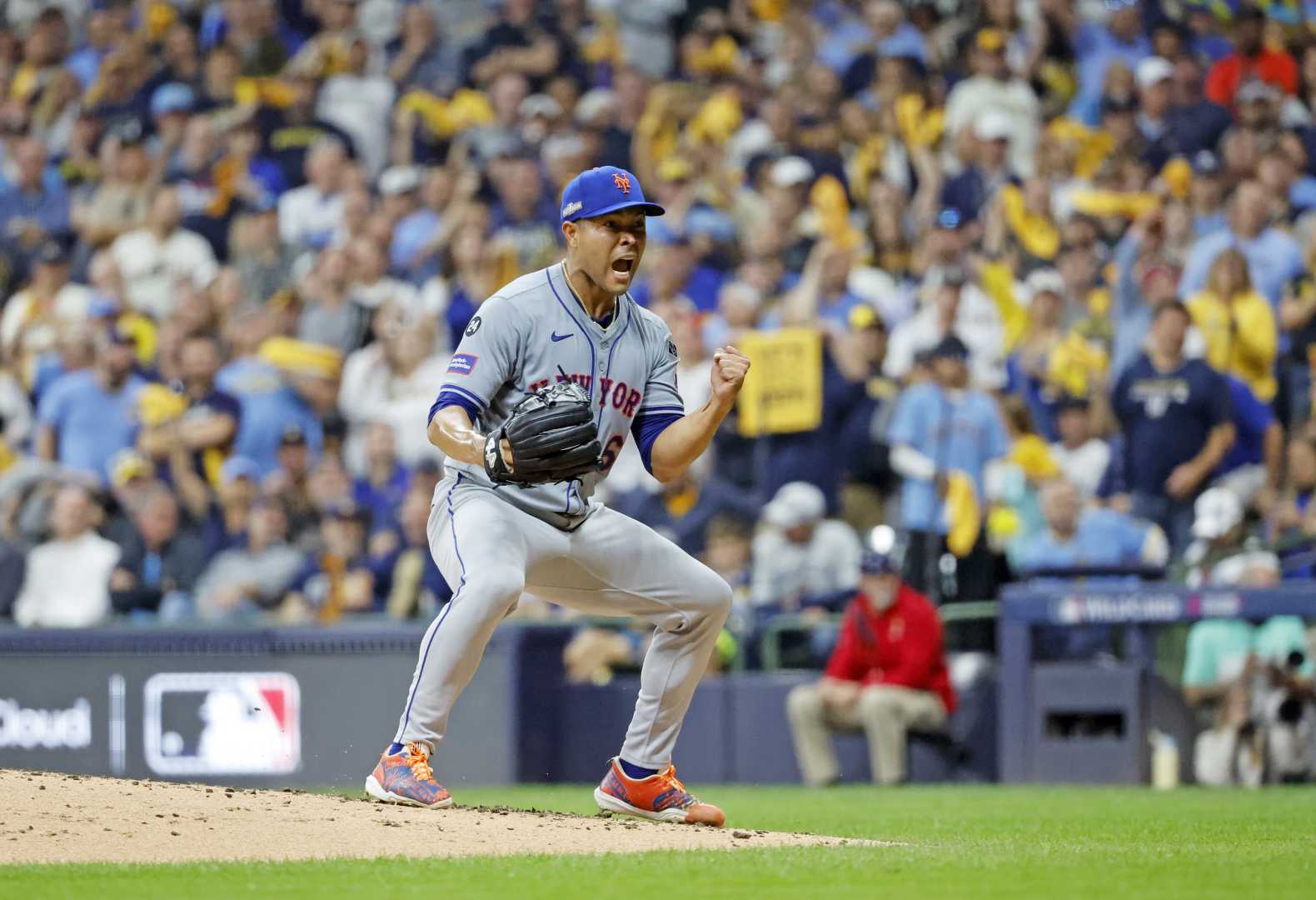 José Quintana Mets Phillies