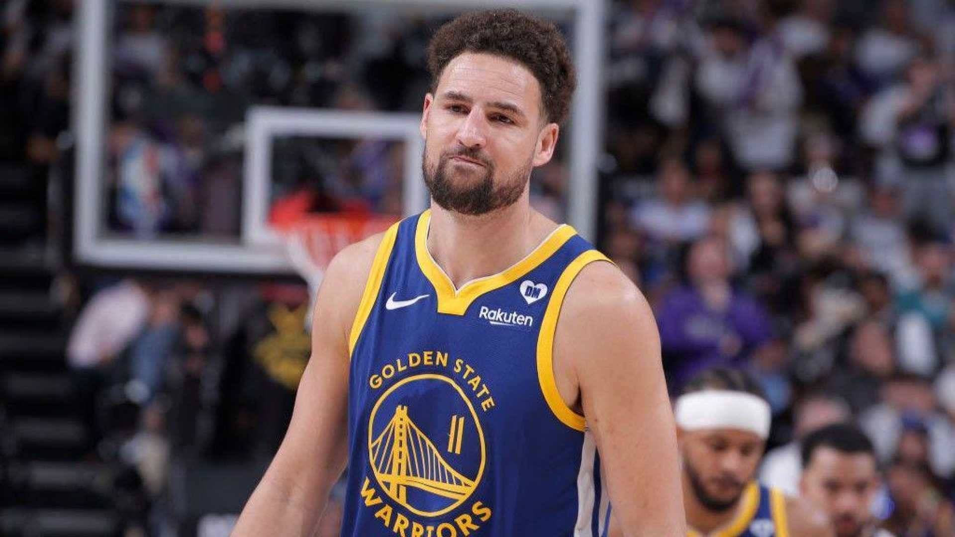 Klay Thompson Playing For The Golden State Warriors