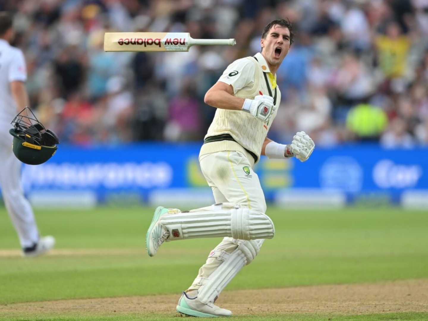 Marnus Labuschagne Unique Field Setting