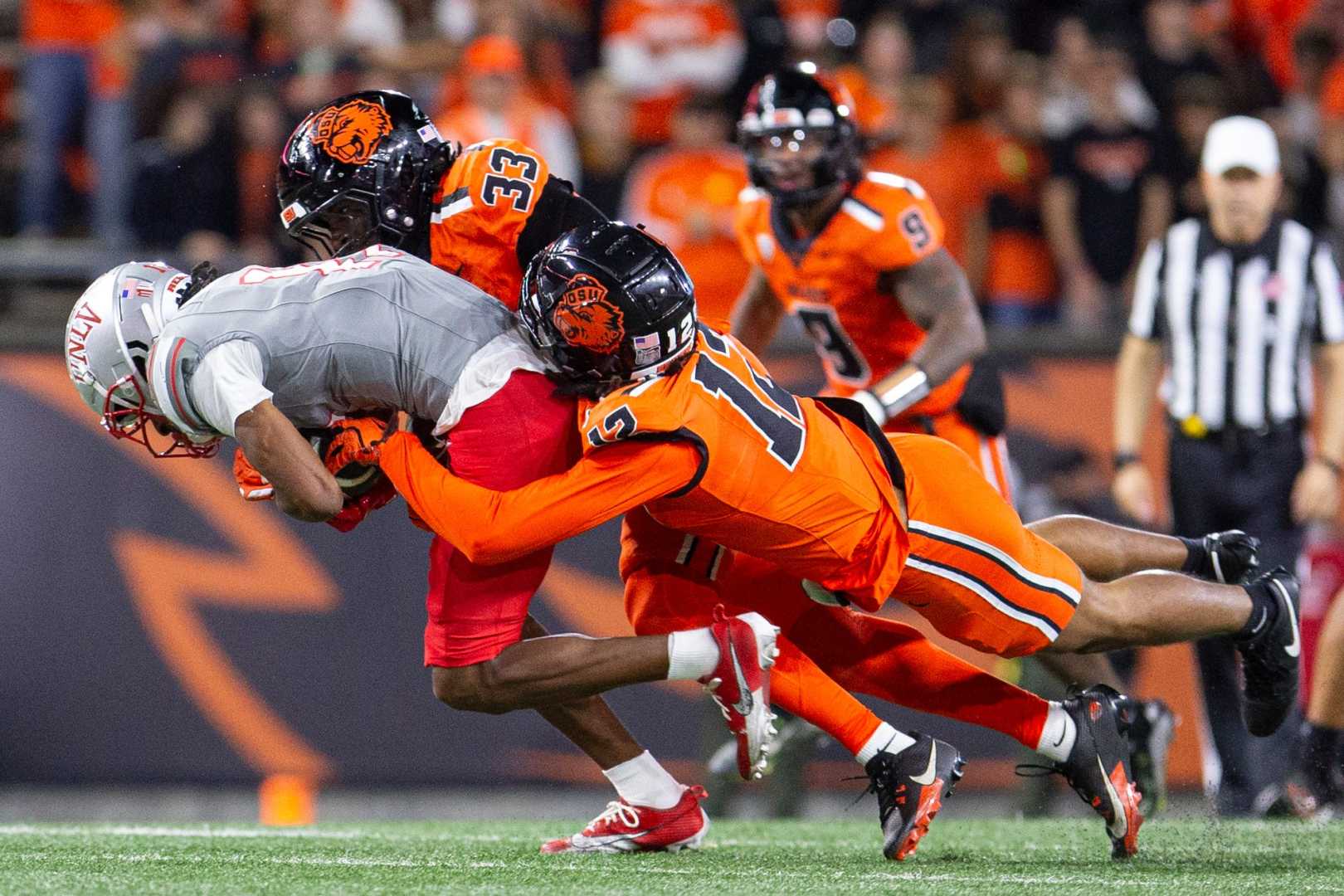 Oregon State Vs California Football Game