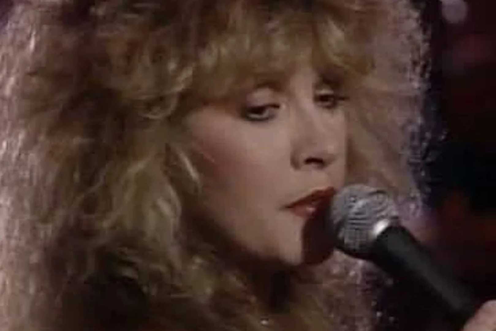 Stevie Nicks Performing On Saturday Night Live 1983