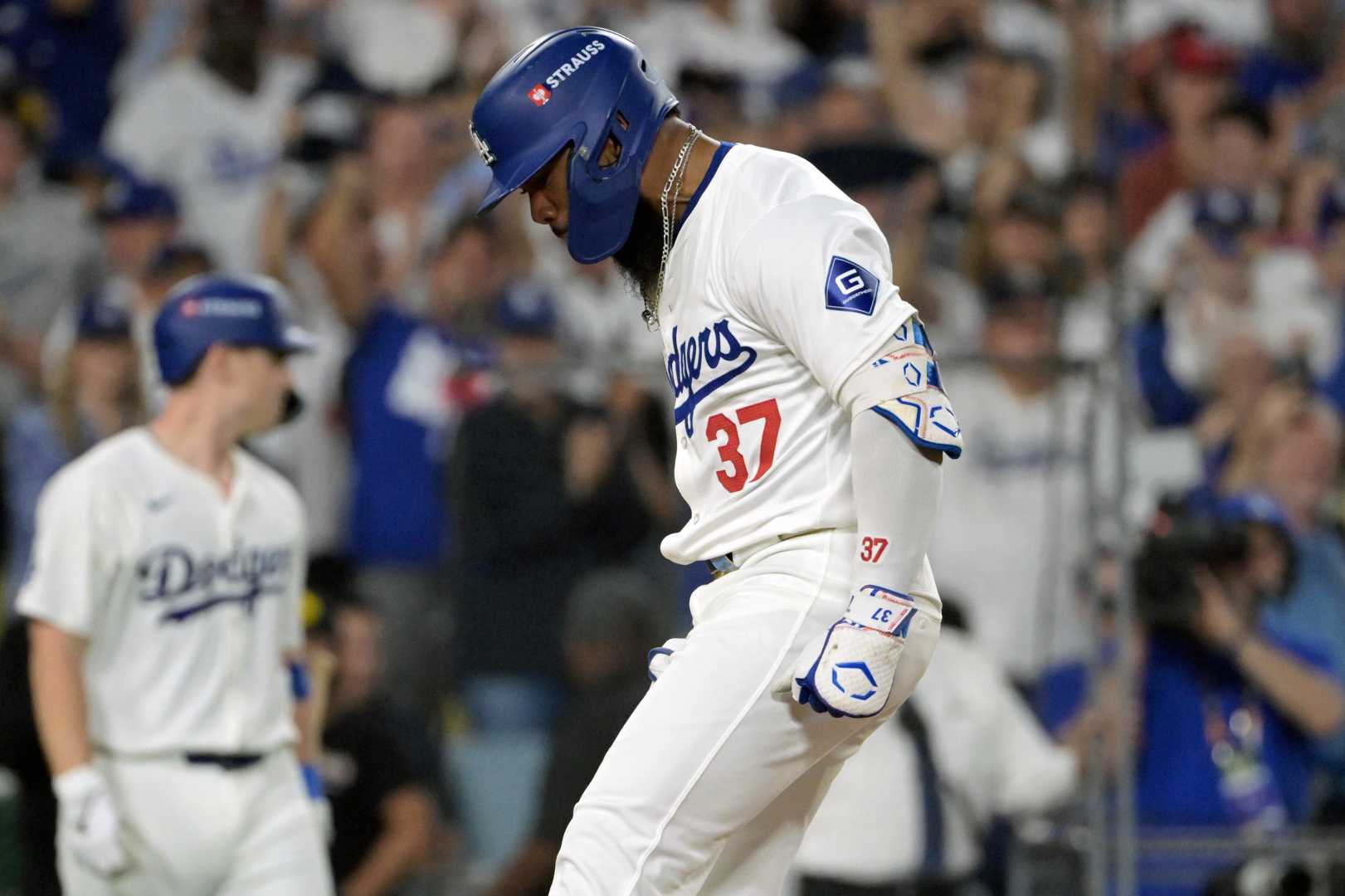 Teoscar Hernandez Dodgers Playoff Game