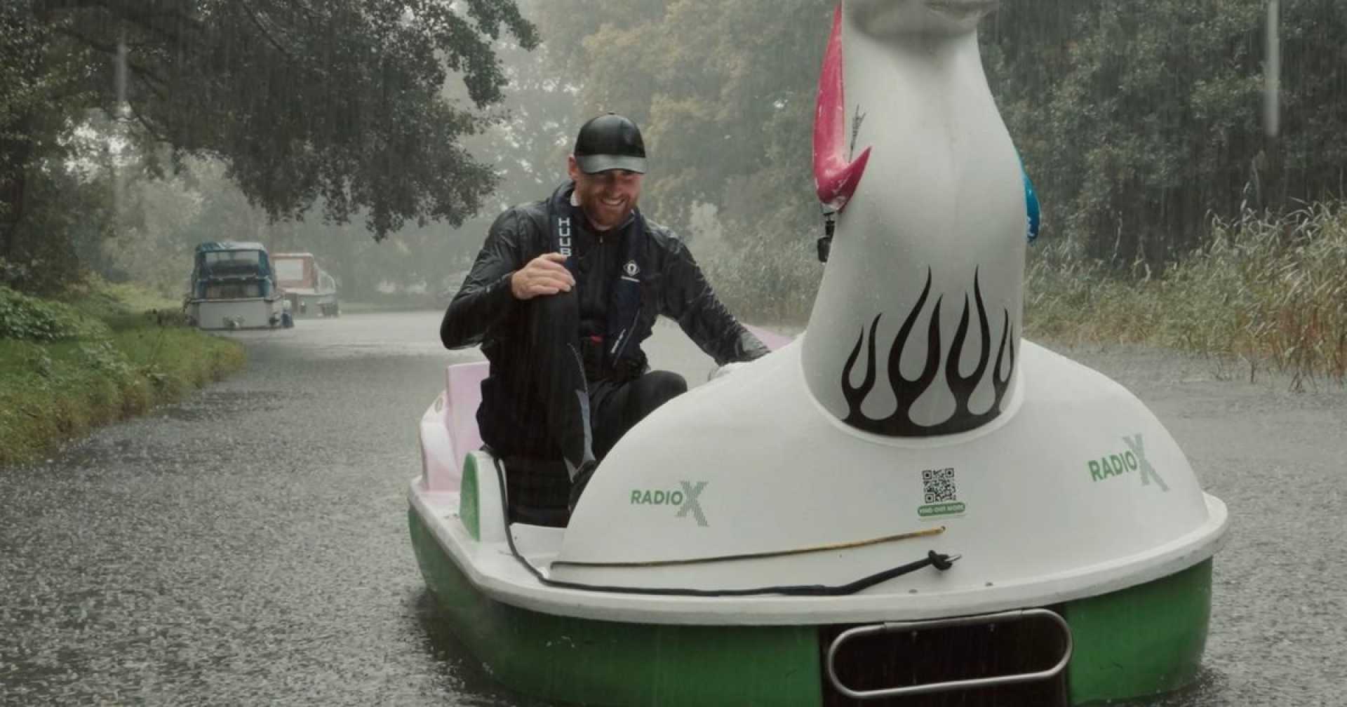 Toby Tarrant Pedalo Challenge River Wey