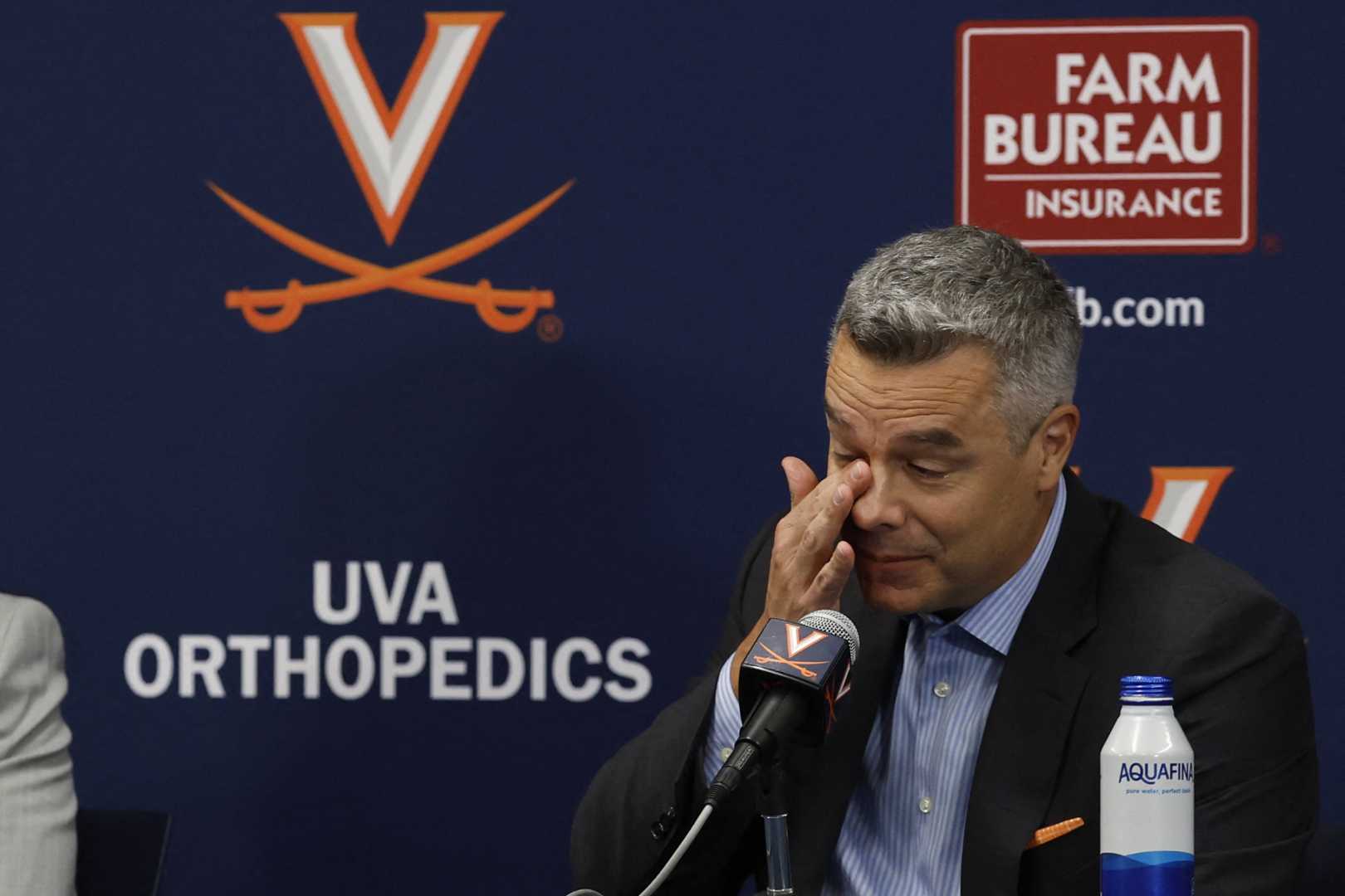 Tony Bennett Virginia Basketball Coach Retirement Press Conference