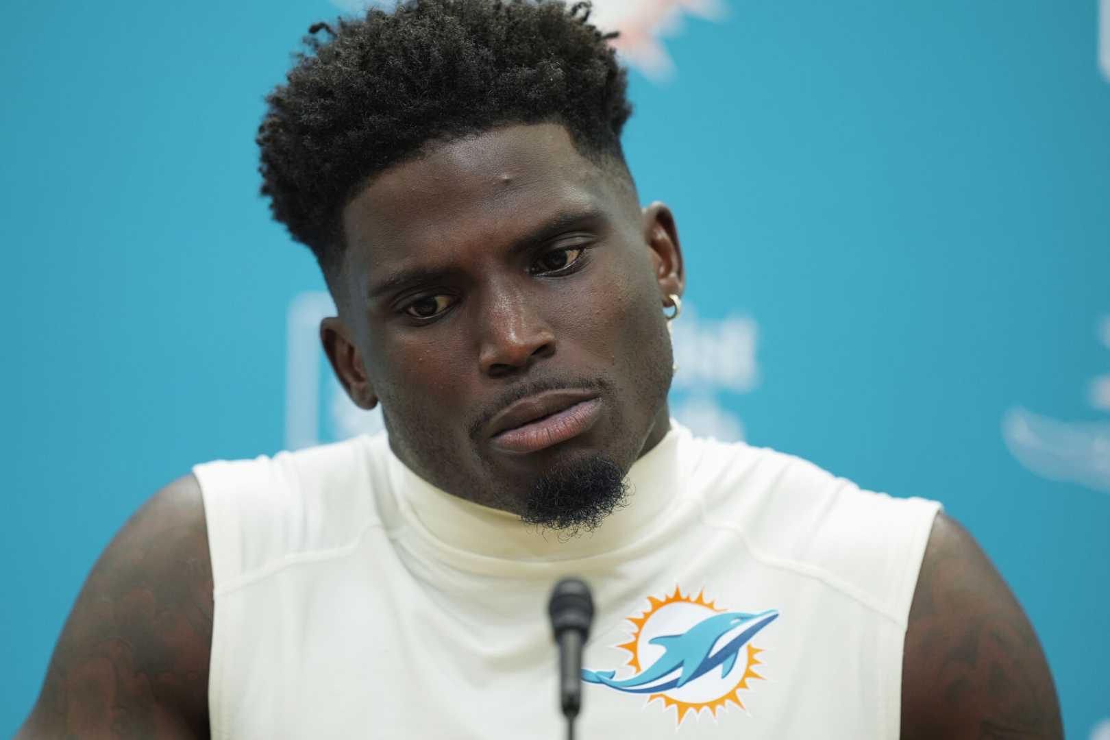 Tyreek Hill Miami Dolphins 2024