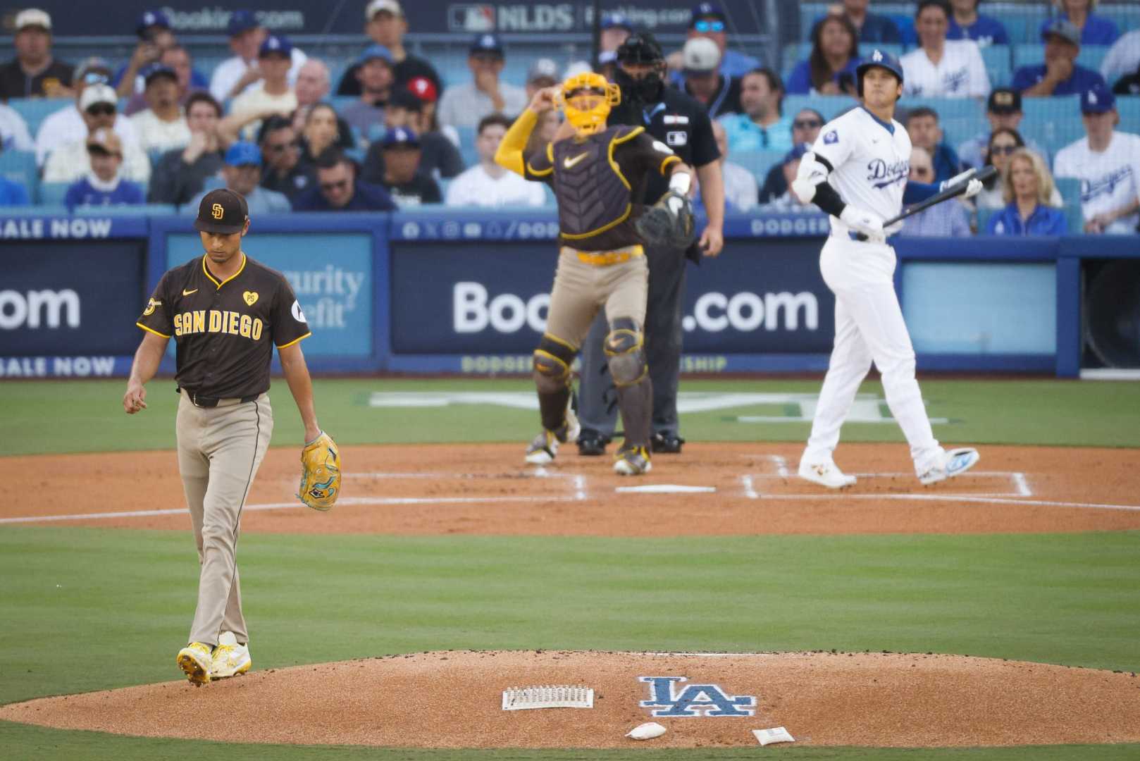 Yu Darvish Pitching Against Dodgers In Nlds Game 5