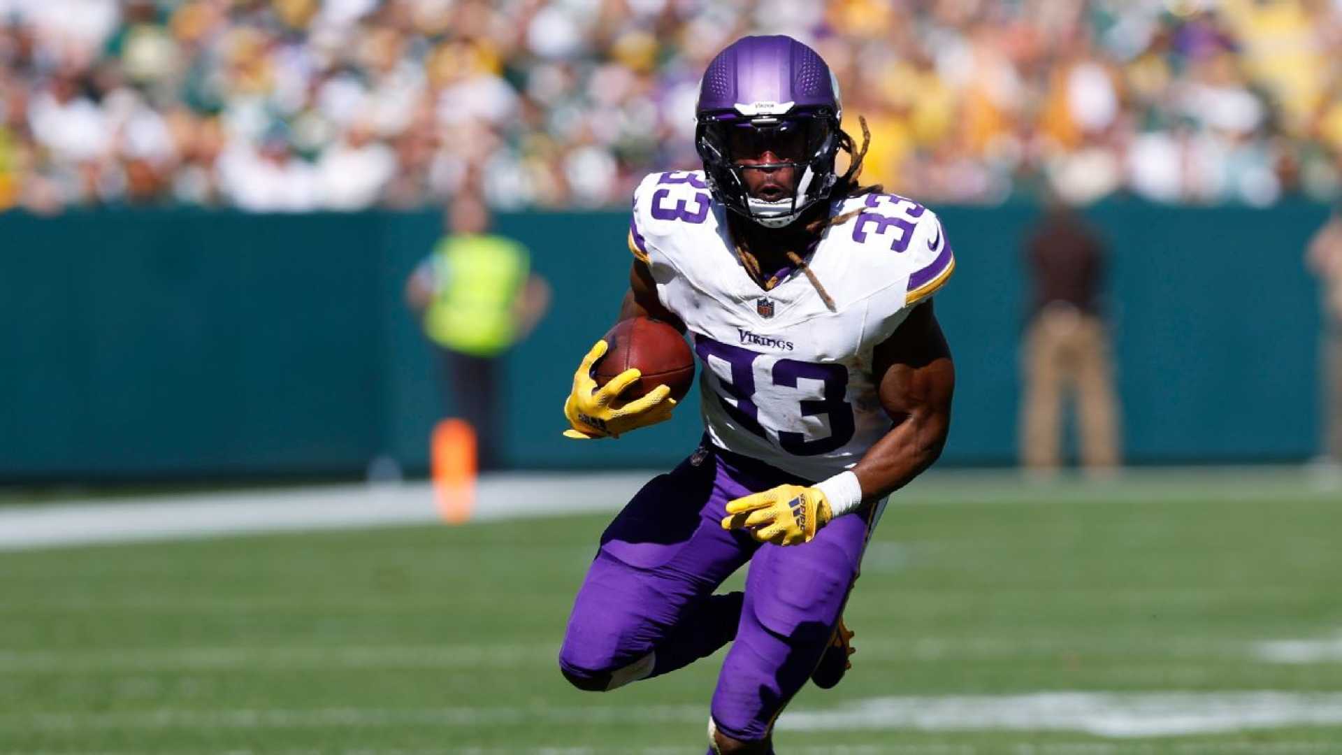 Aaron Jones Hip Injury Vikings