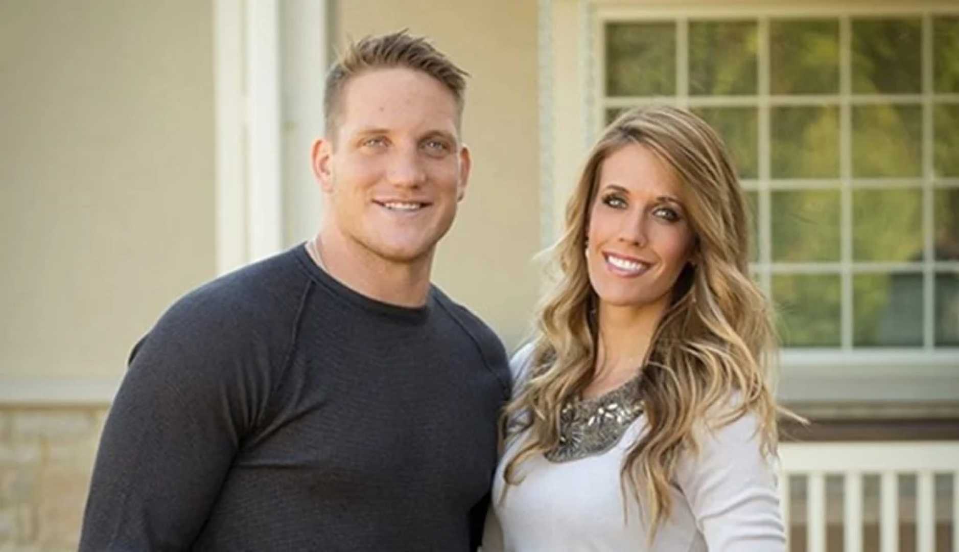 A.j. Hawk Nfl Career And Family