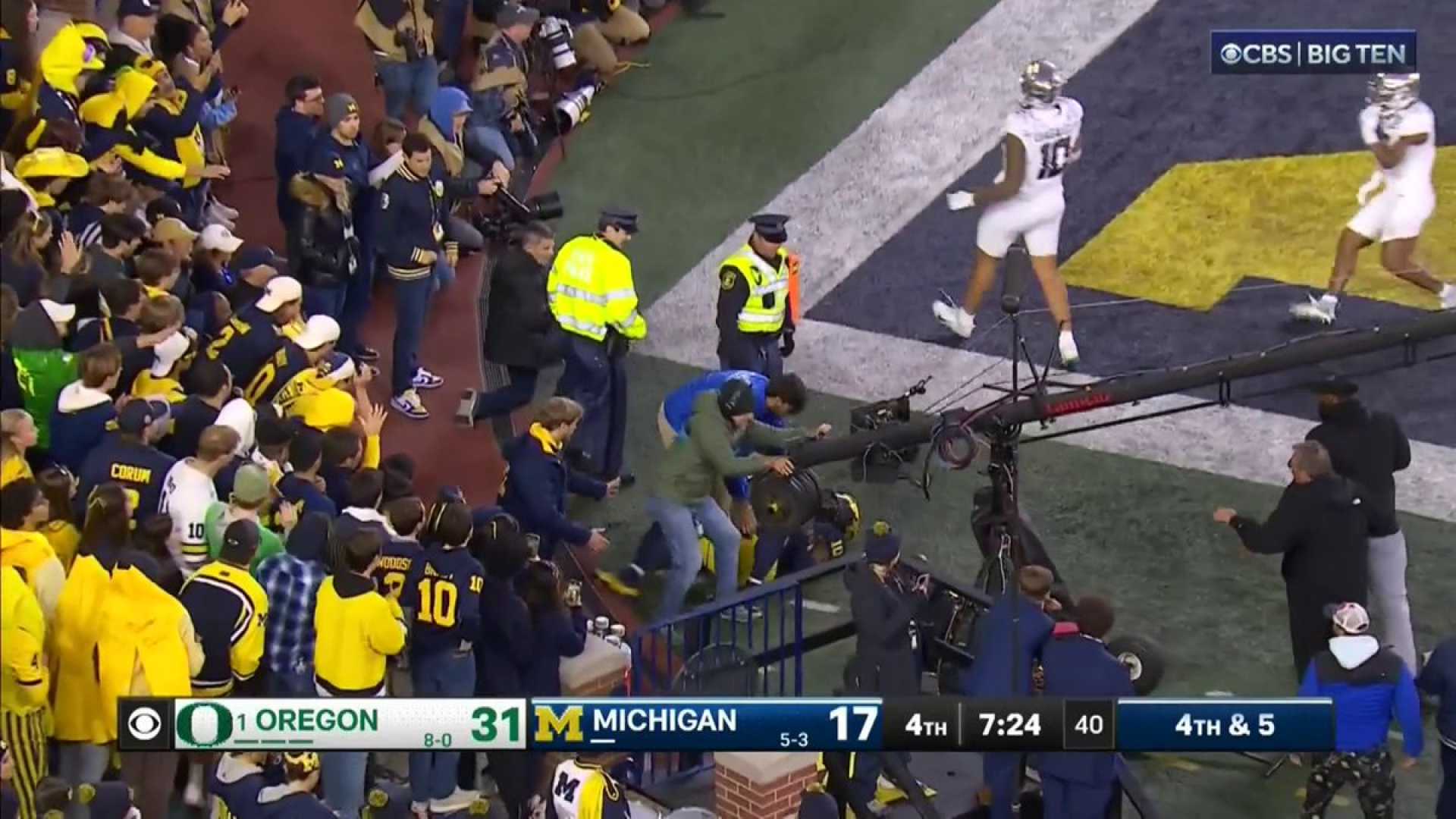 Alex Orji Runs Into Camera Crane Michigan Vs Oregon