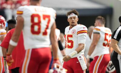 Andy Reid And Patrick Mahomes With Juju Smith Schuster