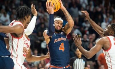 Auburn Tigers Vs Houston Cougars College Basketball Game